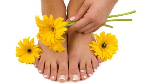healthy feet after treatment with fungi